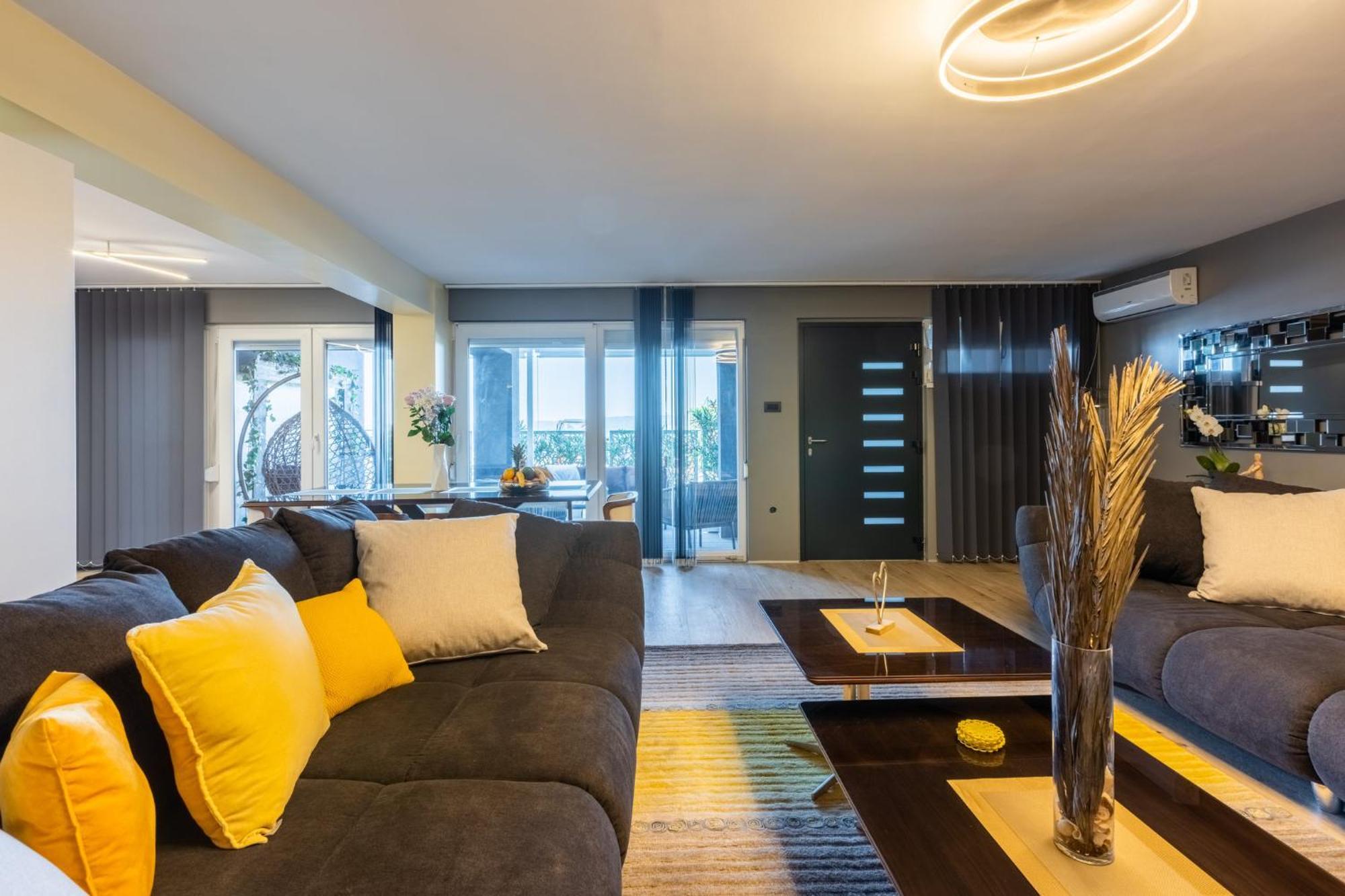 Panoramica Apartment With Whirlpool ツリクヴェニツァ エクステリア 写真