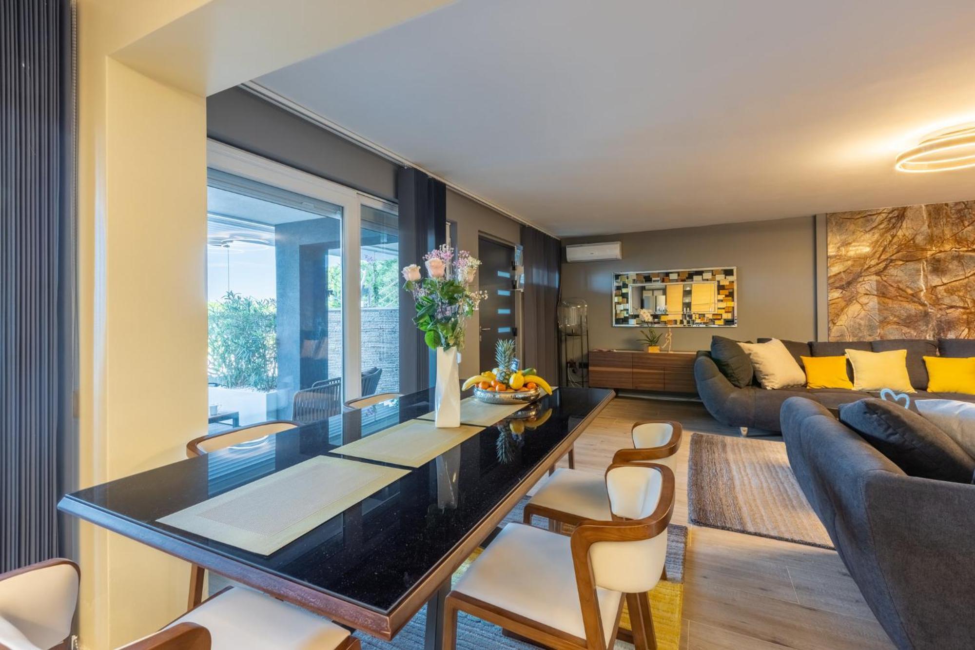 Panoramica Apartment With Whirlpool ツリクヴェニツァ エクステリア 写真