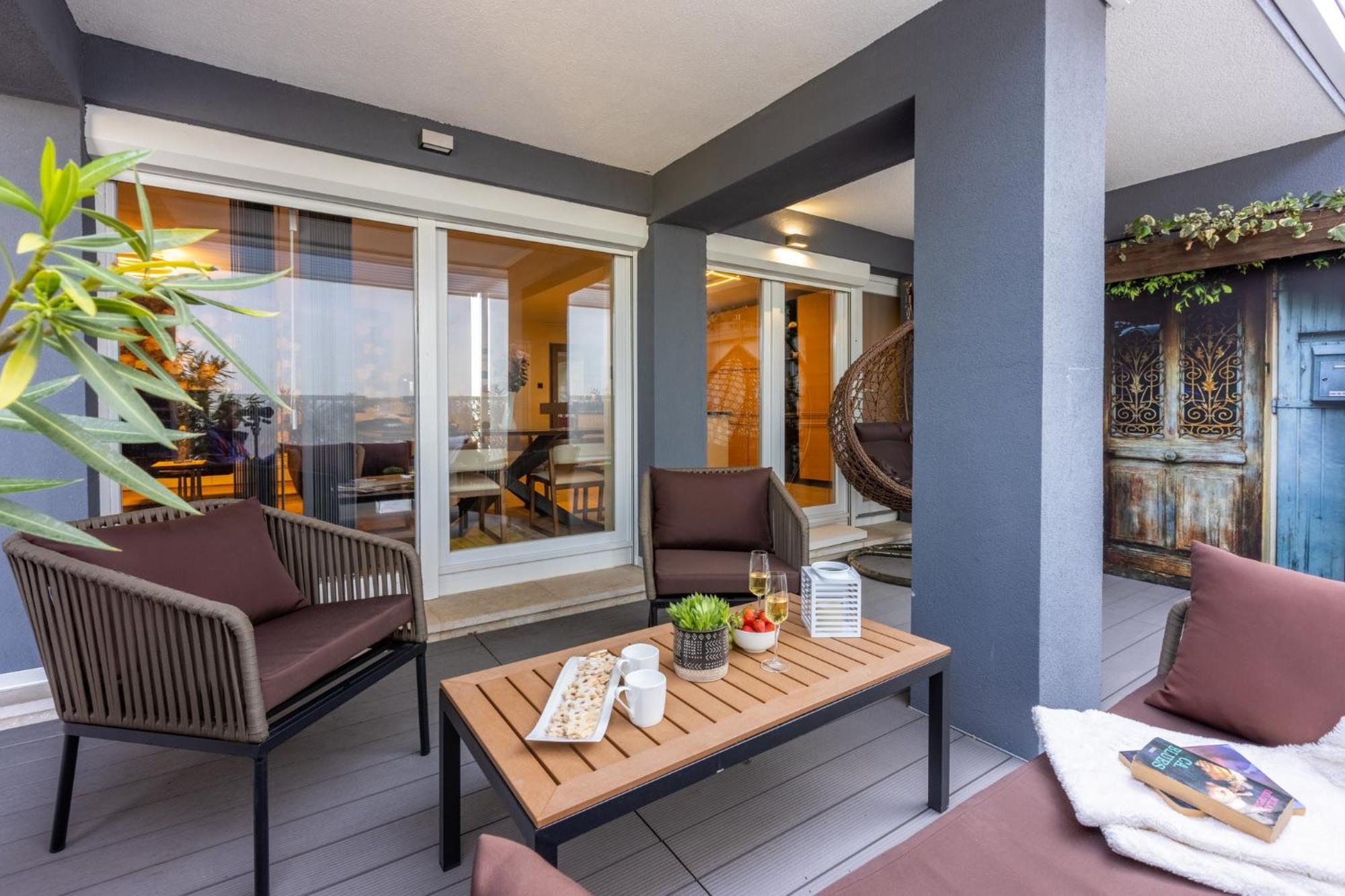 Panoramica Apartment With Whirlpool ツリクヴェニツァ エクステリア 写真